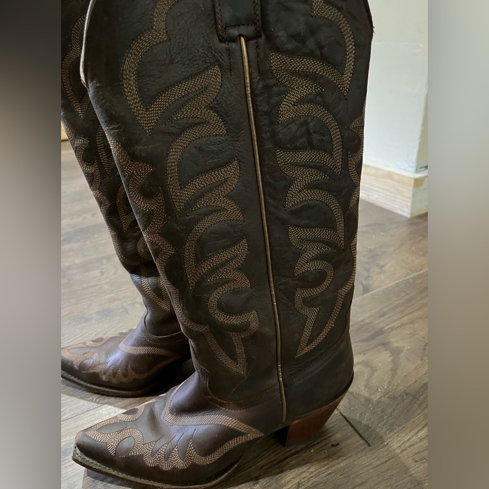 Shyanne High Desert Western 15" TALL Boot Brown Womens Size 9 M- Preowned